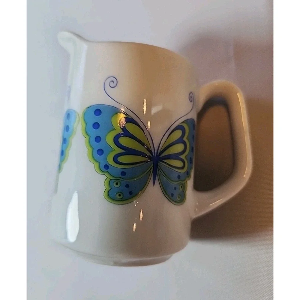 Vintage Encore Japanese Porcelain Creamer Blue &‎ Green Butterfly Design 3.5